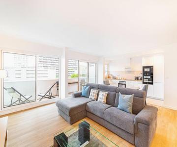 Guestready - Apt Avec Balcon à La Place D'italie