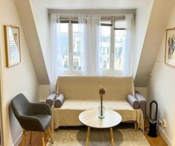 Sky View Apartment In 16th