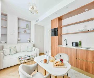 Romantic Getaway - Le Marais - with AC