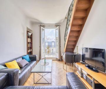 Duplex Avec Un Balcon, Paris 16
