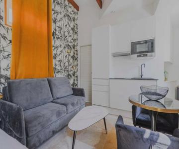 Charming Studio - 2p Courcelles