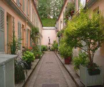 Dupleix 75m2 sur cour arborée