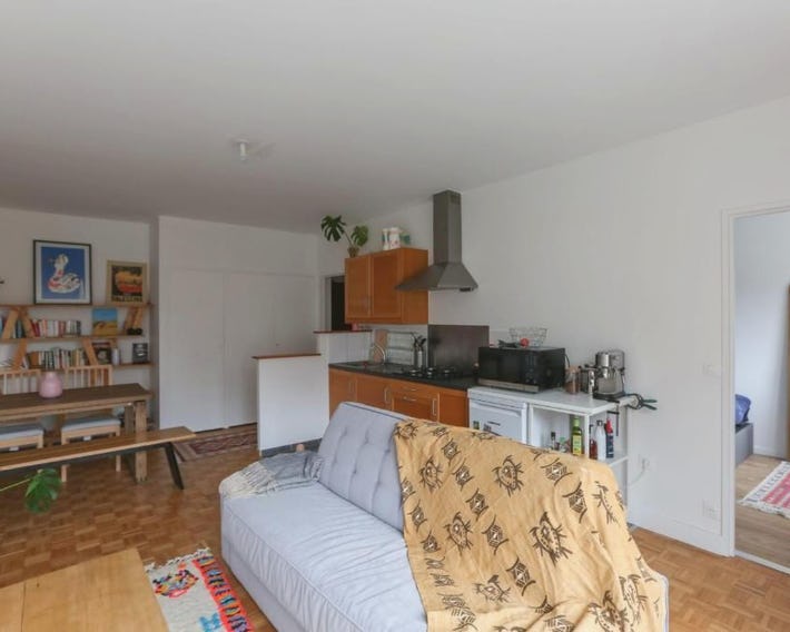 Charming apartment in Buttes Chaumont