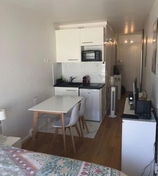 Nice flat St Germain en Laye centre 30 minutes to Paris