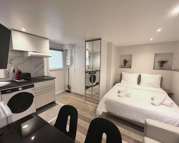 In The Heart Of The City - Cosy Studio - Close to RER