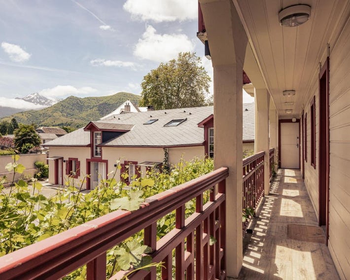 Le Clos du 5 - Appart Hotel Bagneres