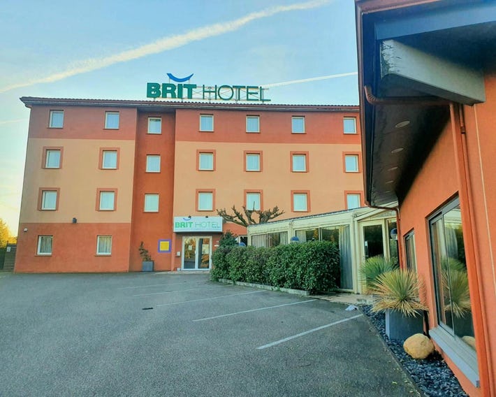 Brit Hotel Confort Montauban
