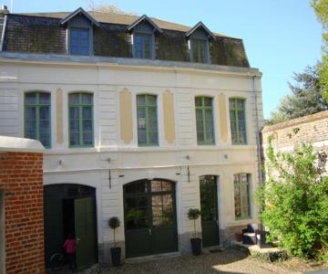 La Cour des Carmes