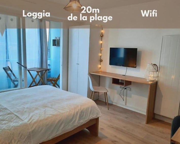 Le levant - avec loggia - à 20m de la plage