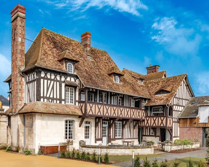 Le manoir des chevaux dorés
