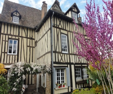Le Prieuré Saint Léonard