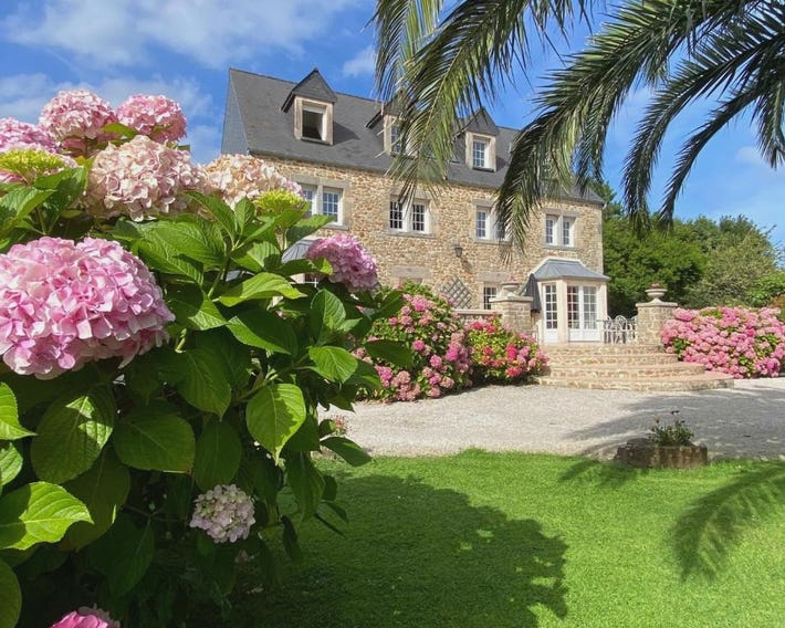 Duplex Bellevue, vue mer, à 50m de la plage!