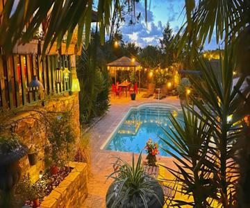 Art-Villa Merkel - 28 pers - 11 chambr - 10 WC - Piscine