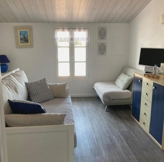 Appartement à l-étage indépendant