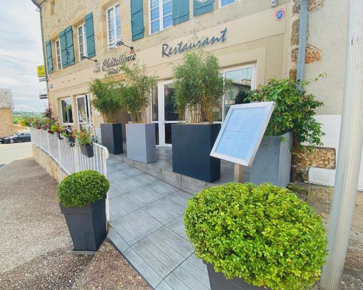 Logis Hôtel Restaurant La Châtellenie