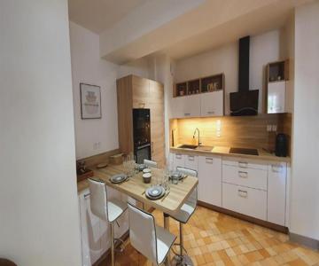 Centre Ville Historique 3 Pieces Duplex