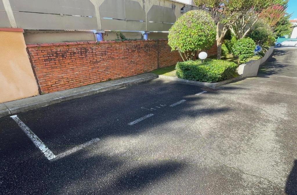 Petit Charme - Balcon - Parking - Fibre