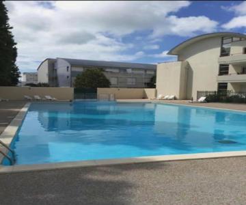 Studio + Piscine+ Parking Privé. Quartier Minimes