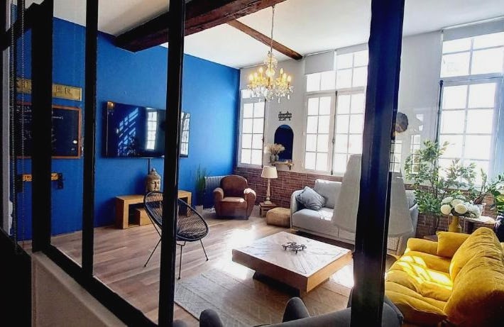 LA ROCHELAISE : Appartement calme & somptueux dans l'hyper centre.