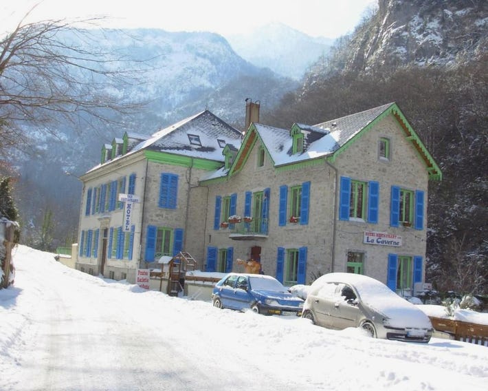 Auberge La Caverne