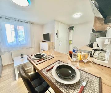 Le Populaire, cosy et lumineux, avec parking