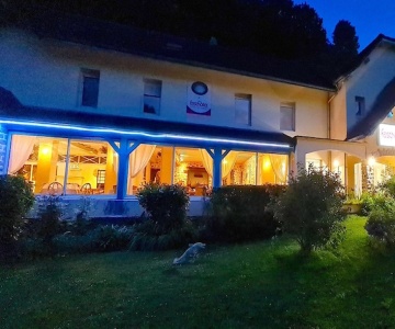 Fasthotel Oloron Hostellerie Du Paon Blanc