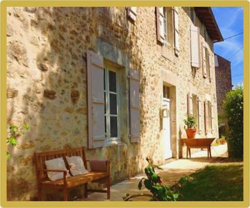 Cardabelle Holiday Home with private garden