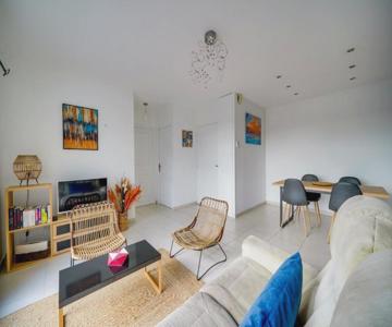 Nice Apartment Mérignac With Terrace And Parking