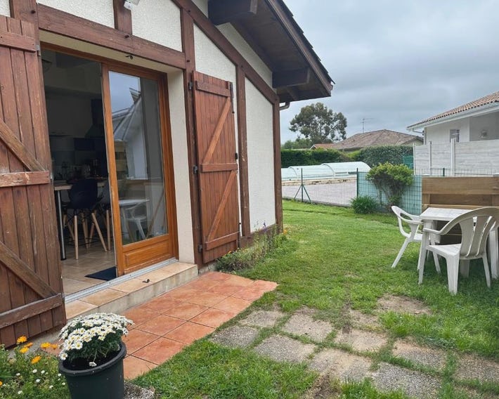 Petite maison plein pied jardin