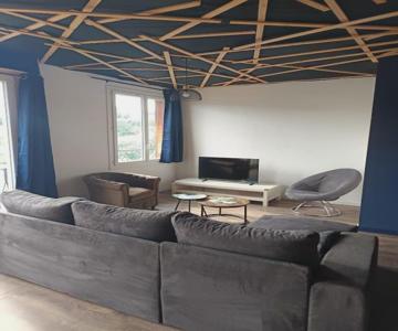 Grand appartement avec belle vue
