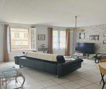 Appartement hypercentre avec parking