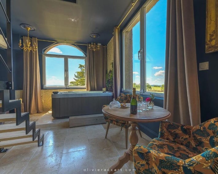 Suite avec SPA privatif à ALBI La Mascrabiere BED & SPA