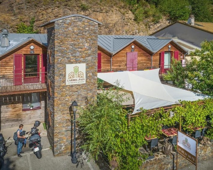 Hôtel Restaurant L'Arbre à Pain