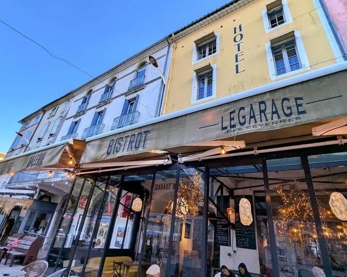 L'Hotel Du Garage Des Cevennes