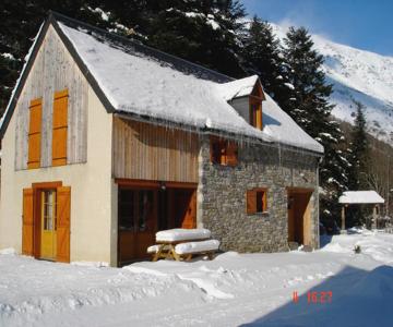 Chalet Familial Et Chaleureux Entre Montagne Et Rivière - Linge De Maison Inclus