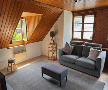 Maison de l'Amitie Argeles Gazost, Luxurious Top Floor Apartment with Mountain Views