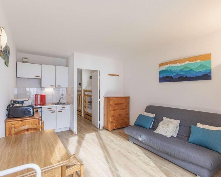 Studio cabine cosy 4 pers - balcon sud, parking, à 20m des pistes - FR-1-404-289