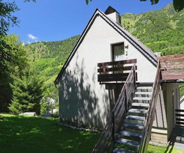 Apartment Les Marmottes by Interhome