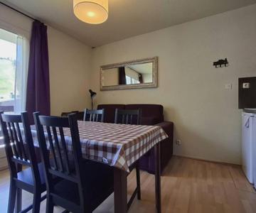 Appartement cosy 3 pièces pour 4 personnes avec balcon près des pistes - FR-1-592-30