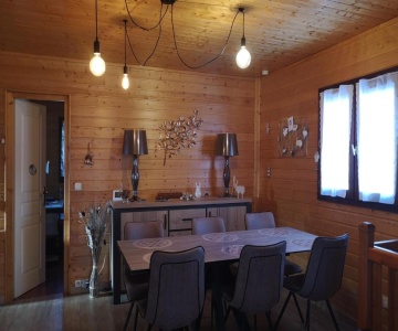 Jolichalet66210-88m2-3ch-garage-jardin-double Véranda-wifi-impasse Au Calme