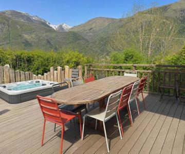 Maison Style Chalet 4 étoiles avec Jacuzzi- La Sérénité de Sailhan