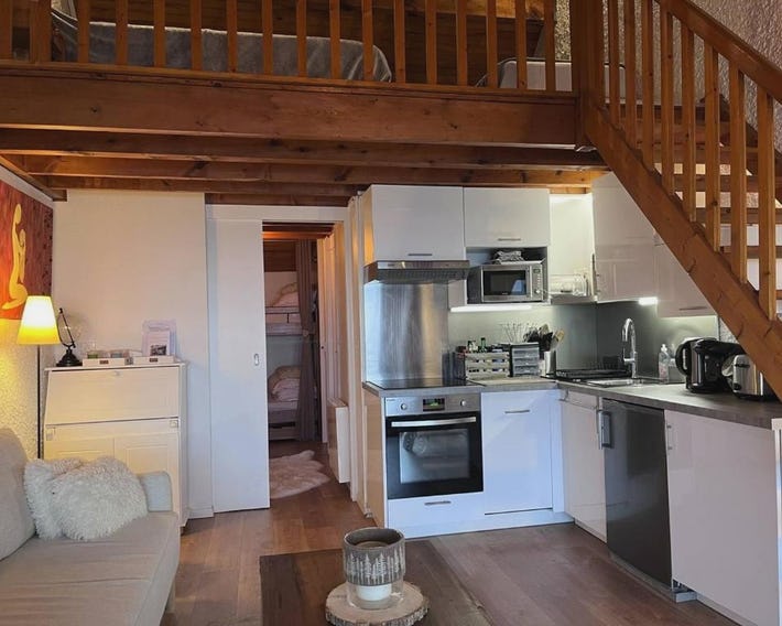 Appartement pour 5 personnes avec vue sur montagnes et village, à Cauterets, proche télécabines