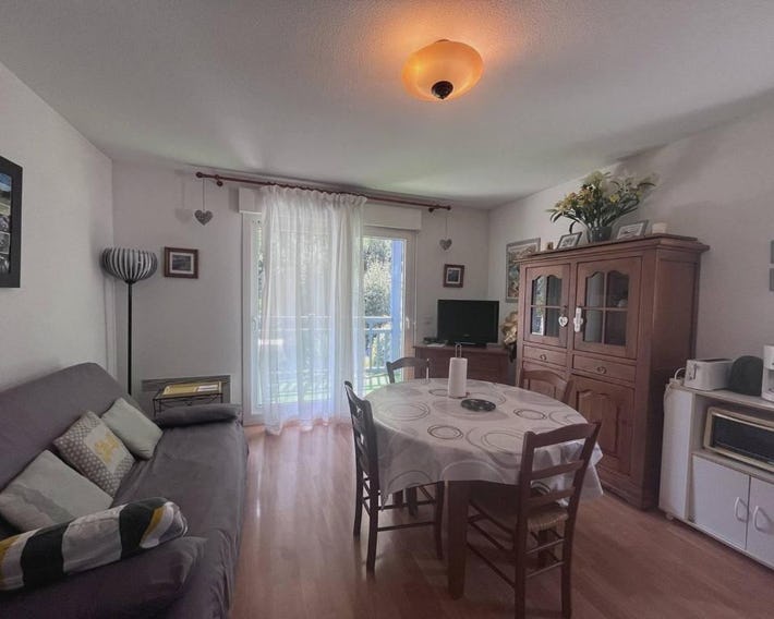 Charmant appartement avec terrasse et parking privé à Cauterets