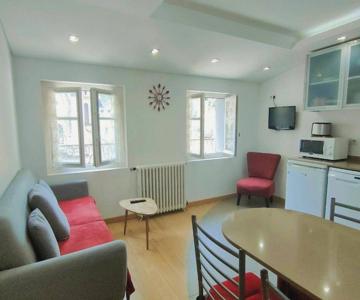Appartement Cauterets, 3 Pièces, 4 Personnes - Fr-1-234-144