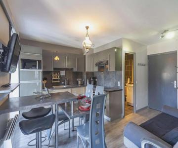 Appartement Cauterets, 3 Pièces, 4 Personnes - Fr-1-401-26