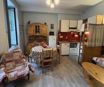 Appartement Cauterets, 3 Pièces, 6 Personnes - Fr-1-234-300