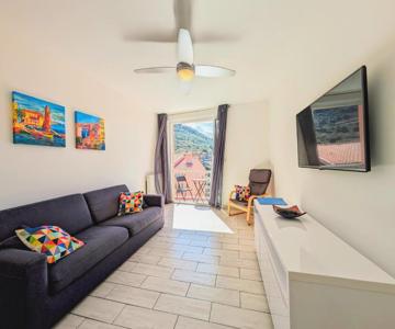 Collioure - Modern Beachside Apartment Joey