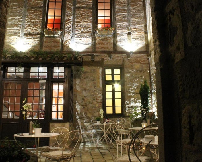 Hotel Raymond VII