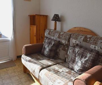 Appartement 3 pièces, confort et jardin, parking inclus - FR-1-580-23