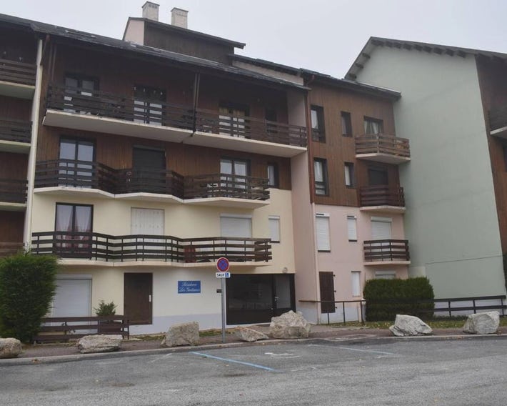 Charmant studio cabine avec balcon exposé sud pour 4 personnes au coeur de la Station - FR-1-592-32